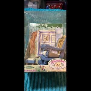 RARE! DISCONTINUED FISHER PRICE TOYS BRIARBERRY BEARS BLUE ROCKING CHAIR NEW